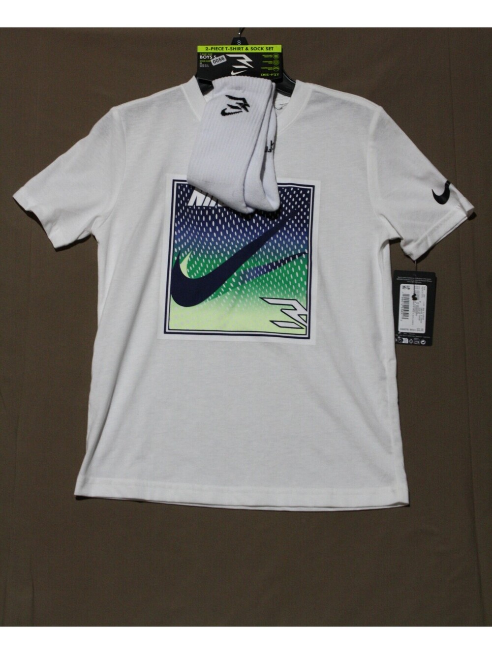 Boy's Nike Shirt & Socks Set